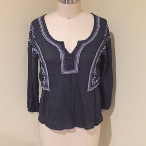 American eagle 3/4 length sleeve top